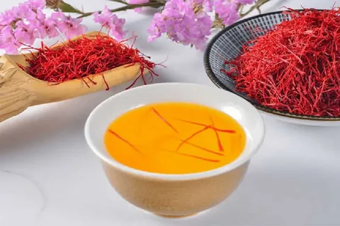 طرز تهیه چای زعفران طرز تهیه چای زعفران